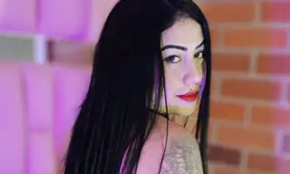 Christy_hot69 live VR cam preview