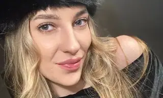 Ava_Ridge live VR cam preview