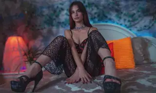 Isa_Belova live VR cam preview