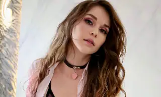 Beth live VR cam preview