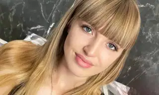 PowerGirl_y live VR cam preview