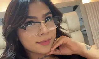 madelein_fosterr live VR cam preview