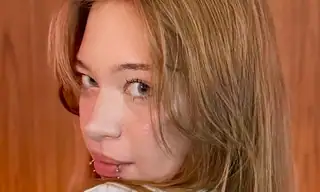 Nicolle_Moors live VR cam preview