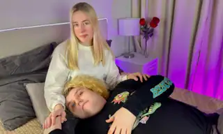 Cassie_Henry live VR cam preview