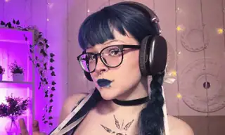 NicoleFloret live VR cam preview