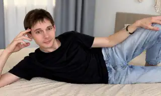 Kyle_Barry live VR cam preview