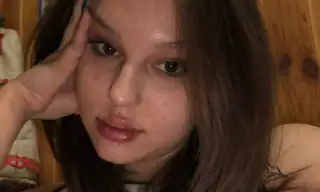 kiki_mikki live VR cam preview