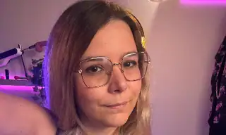 EmyLana live VR cam preview