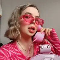 lovly_bambi live VR cam preview