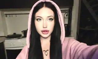 Jena_Miller live VR cam preview