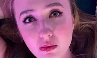 Naomi live VR cam preview