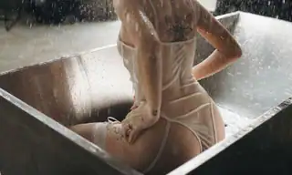 NikkiGoldSide live VR cam preview