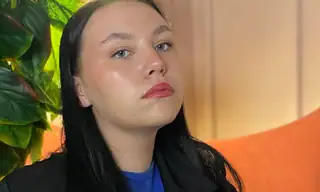 mary_on_net live VR cam preview
