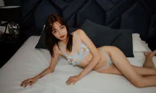 AlexaWhite live VR cam preview
