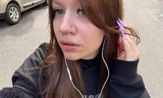 Mila-Bloom live VR cam preview