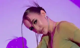 LunaOllson live VR cam preview