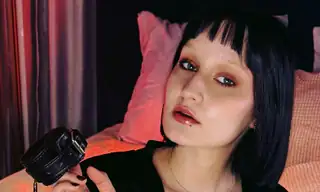 VelvetLily live VR cam preview