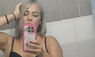 VicroriaQueen live VR cam preview