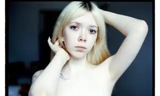 Poison_flowers live VR cam preview