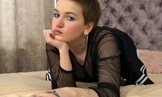 MaddieBlush_ live VR cam preview