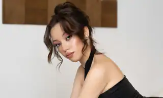 ZoeyNeal live VR cam preview