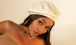 Melodyevans live VR cam preview