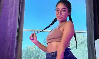 megann_scot live VR cam preview