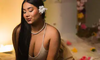 GabyBlaze live VR cam preview