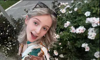 LeaMiln live VR cam preview