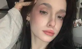 Naomi___Rias live VR cam preview