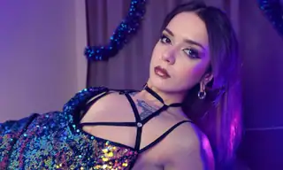 Crystal_Beck live VR cam preview