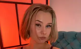 Nevena_Shiny live VR cam preview