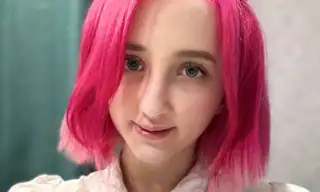Selena_Lily live VR cam preview