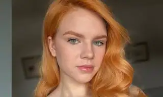 Alisa_Kotik live VR cam preview