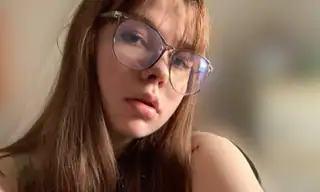 AmyMoore_ live VR cam preview