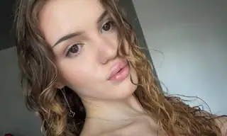 -KittyMoore live VR cam preview