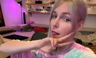 yourprettykate live VR cam preview