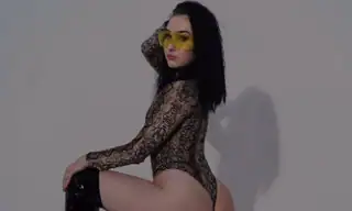 MildredScott live VR cam preview