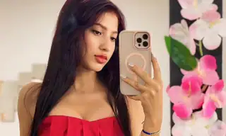 Maybeelin_ live VR cam preview