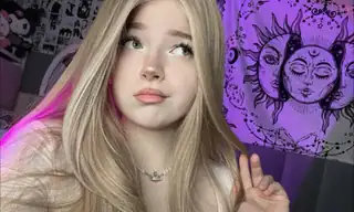 AmyKitsune live VR cam preview