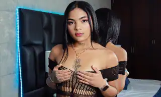 AntonellaScott live VR cam preview
