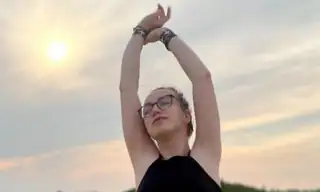 Chloe_Blare_ live VR cam preview