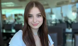 NicoleGoldie live VR cam preview
