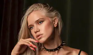 Cassy-Ro live VR cam preview