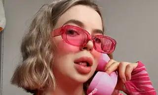 lovly_bambi live VR cam preview