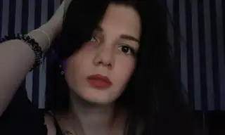 Milana1love live VR cam preview