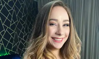 Sherri_White live VR cam preview