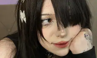 Morri_Moon live VR cam preview