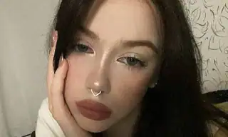 lisa_sunrise live VR cam preview