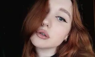 EllieBrightt live VR cam preview